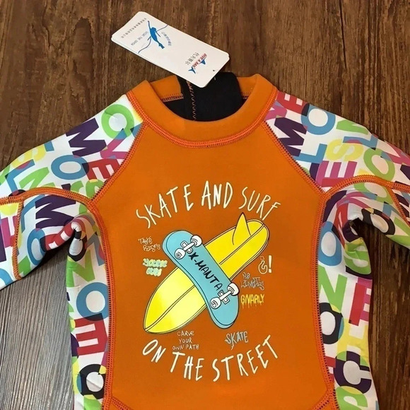 Dive & Sail Wetsuit 2.5 mm Neoprene Full Body Orange Size Medium New - Picture 3 of 9